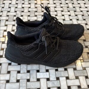Adidas Men's Black Knit Sneakers
